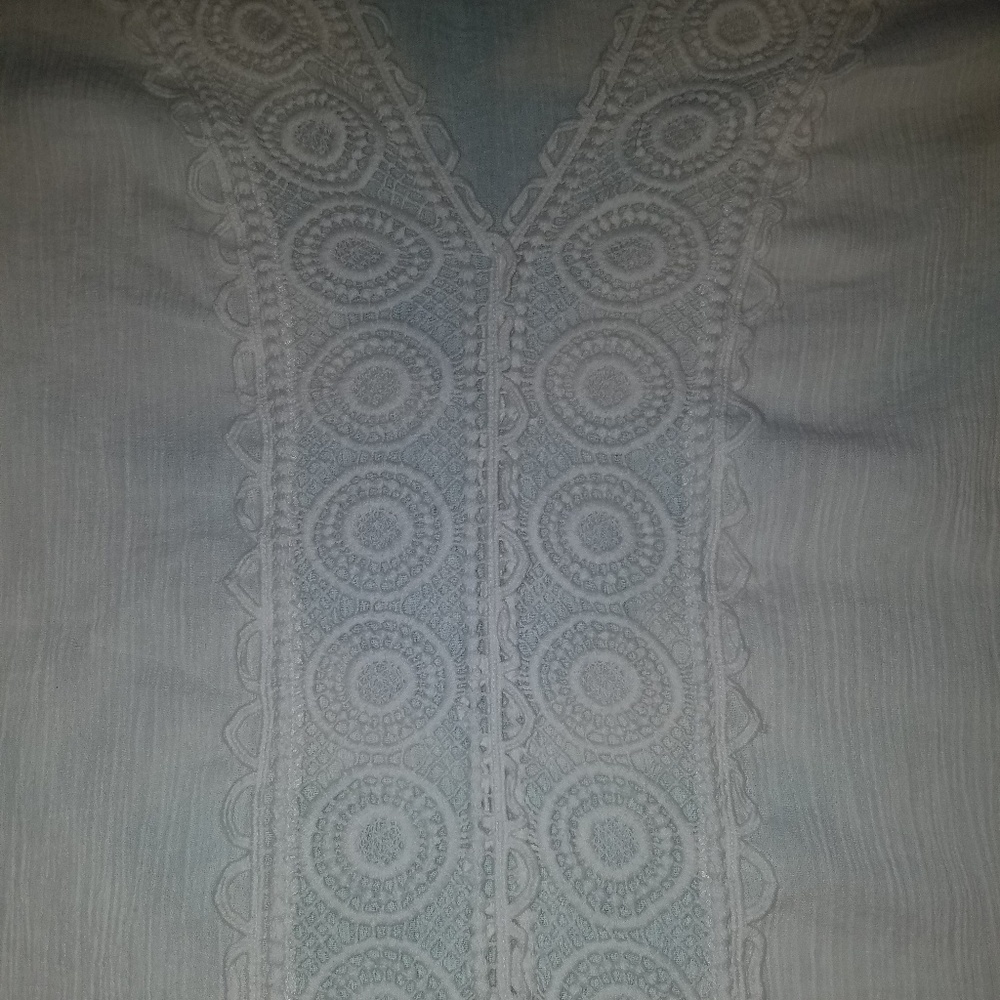 Cover-up - Picture 4 of 4